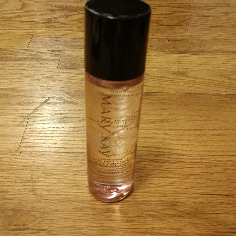 Oil free make up remover